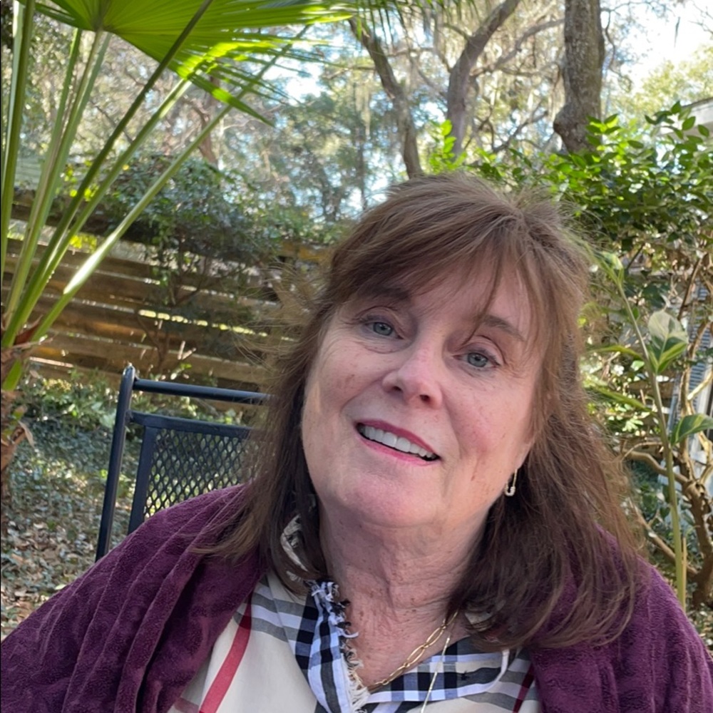 Meet your Posher, Lyn